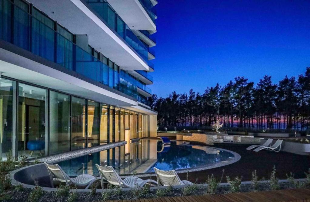 Wave Private Apartament - Sea View Miedzyzdroje Exterior photo